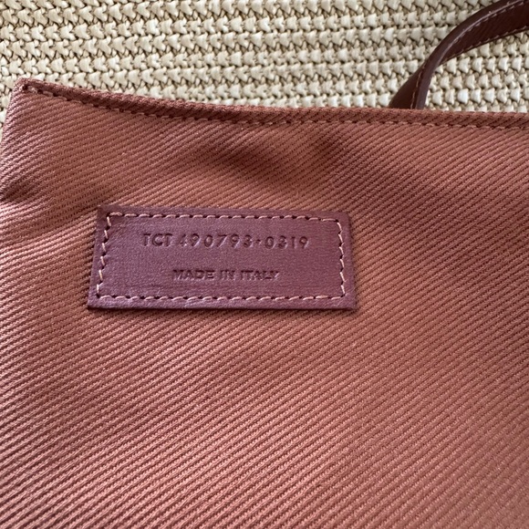 Saint Laurent Tan and Brown Tote Bag - Picture 14 of 16